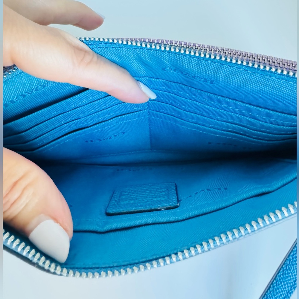 Coach Colorblock Leather Wristlet Wallet Blue Purple Zip Clutch Pouch - Picture 8 of 11